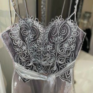 pelicana dress